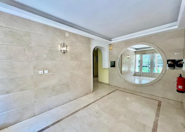 Palm Valley * تورّيفيِخا